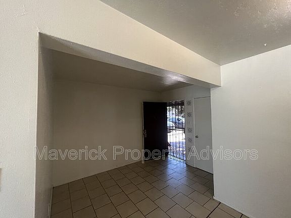 2nd image of 117 40th St NW APT 8