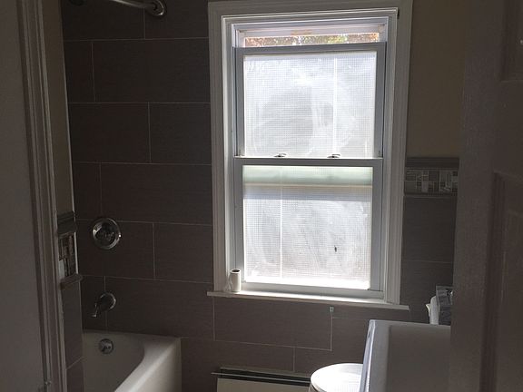 2nd image of 108 Frederick St