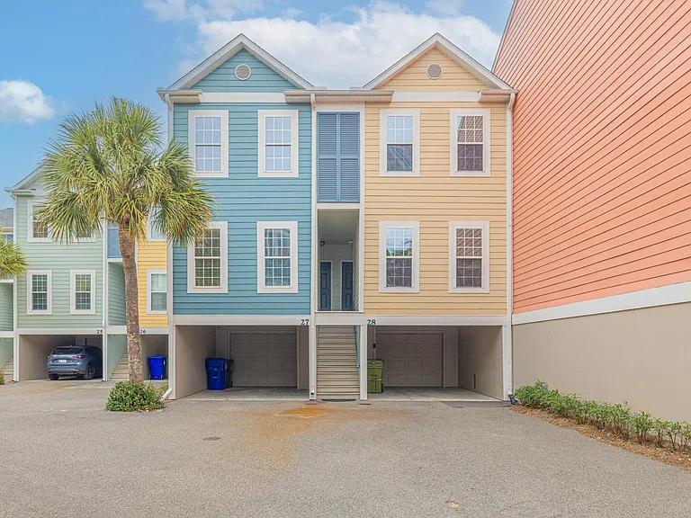 81 Sandbar Ln #27 — Photo 33