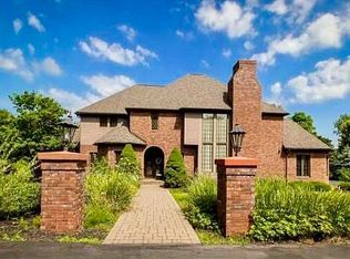 21 Sherman Cir, New Hartford, NY 13413