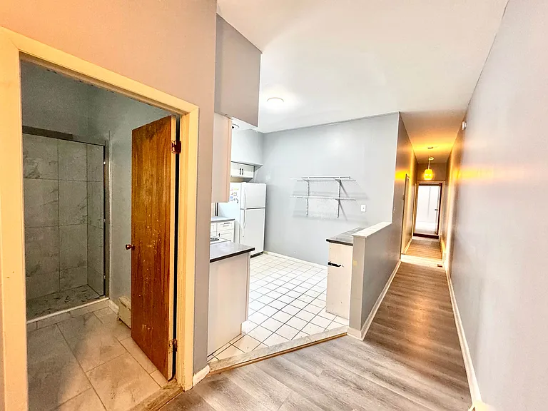1626 W Porter St #1 — Photo 5