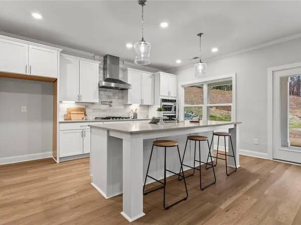 90 Riverwalk Manor Dr, Dallas, GA 30132