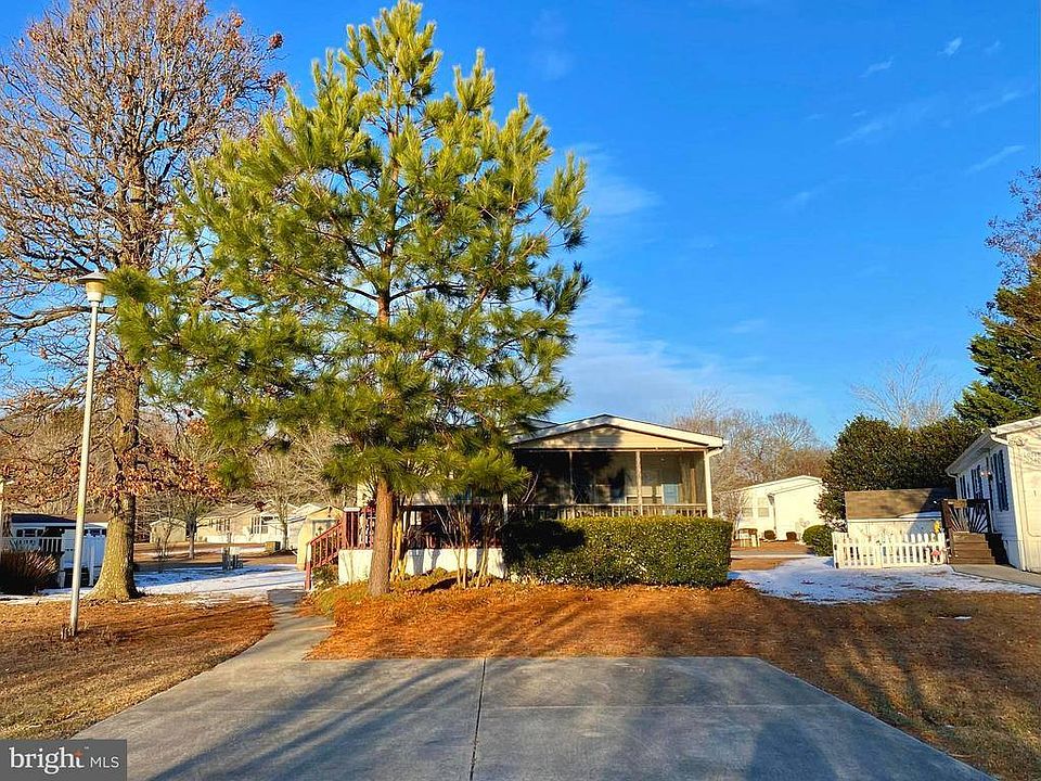 1st image of 33405 Hartford Ct Unit 46008