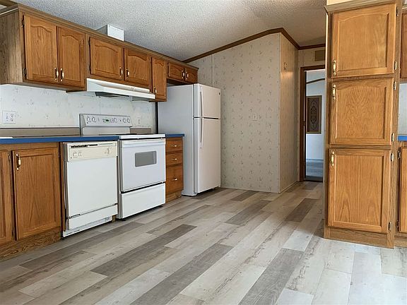 5th image of N11380 White Tail Ln