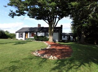 8989 Macon Rd, Saline, MI 48176