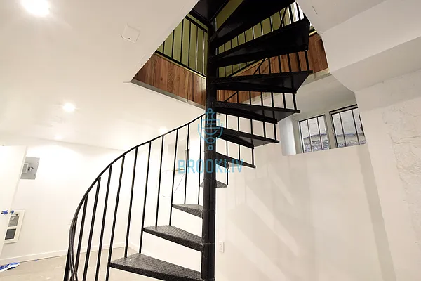 Rented by null | media 19