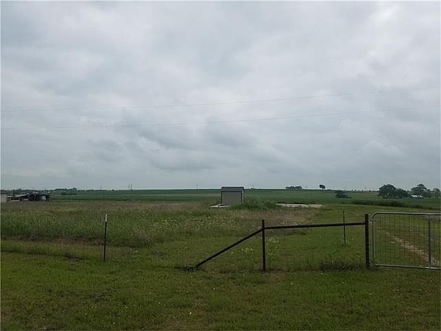 2nd image of 258 County Road 319