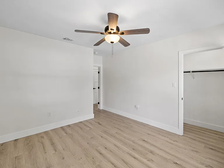 1804 Northwood Rd — Photo 22