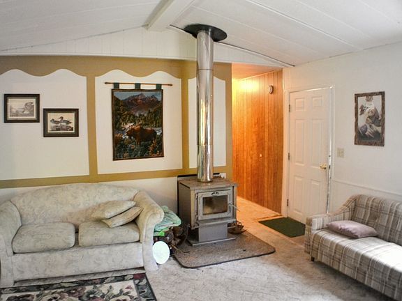 2nd image of 292 N Goldeneye Dr