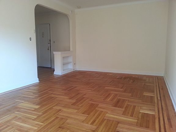 2nd image of 7272 112th St APT 4K