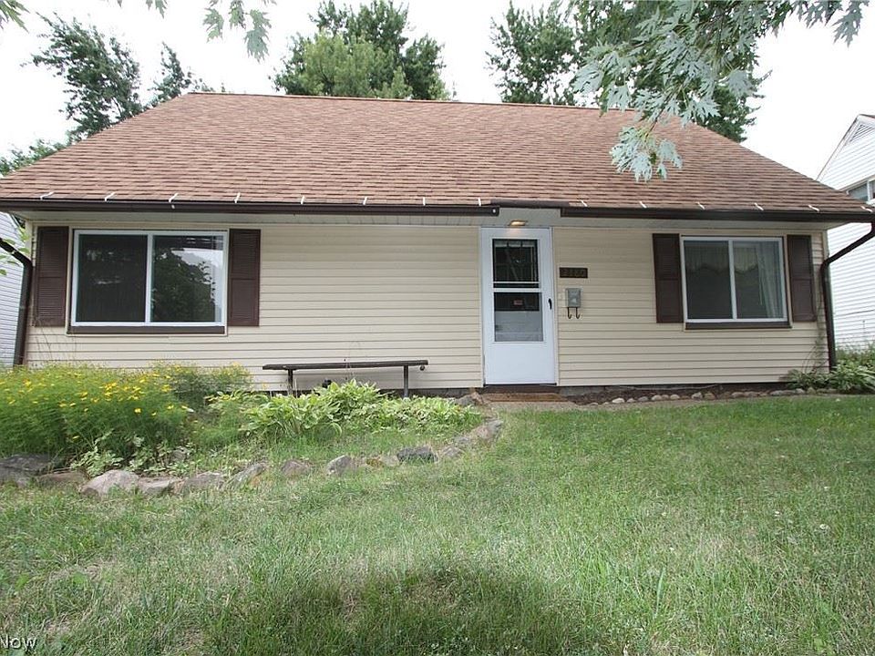1st image of 2180 Wichert Dr