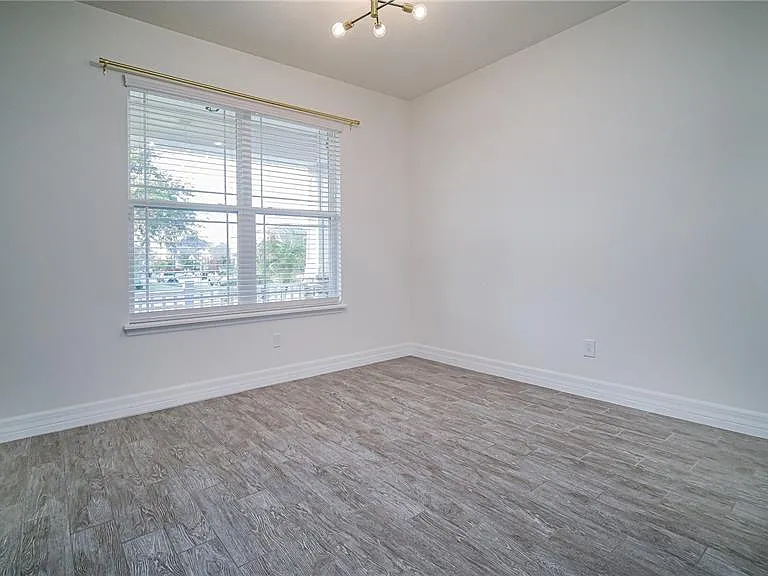 8201 Corkfield Ave — Photo 7