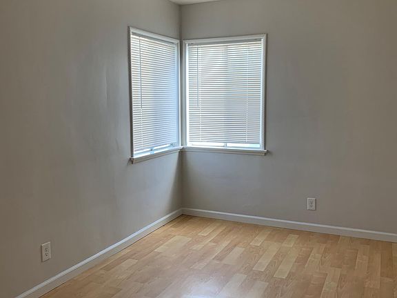 5th image of 6655 Whitsett Ave