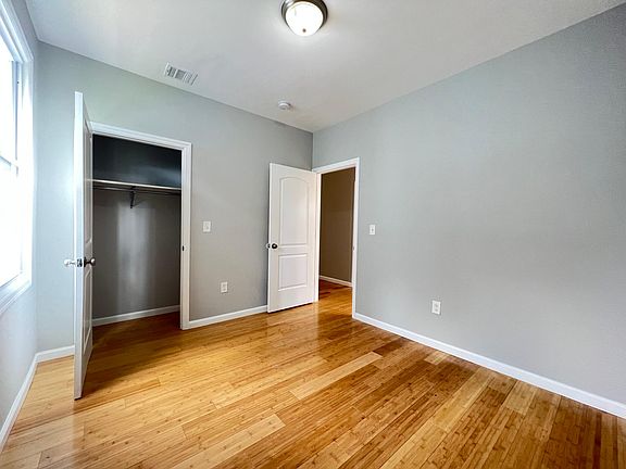 3rd image of 230 21st St Floor 2