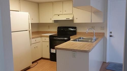 3rd image of 700 Lakewood Dr