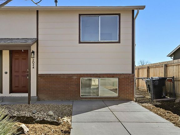 3rd image of 2024 Lincoln St