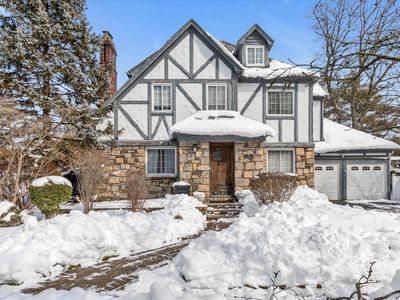 24 Yale Avenue, Hewlett, NY, 11557