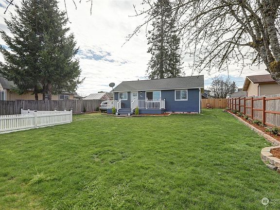 2nd image of 305 Arcadia Ave
