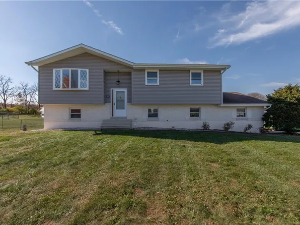 5355 Monocacy Dr E, Bethlehem, PA 18017