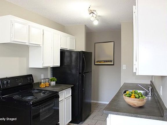 3rd image of 2310 17th St W #506364