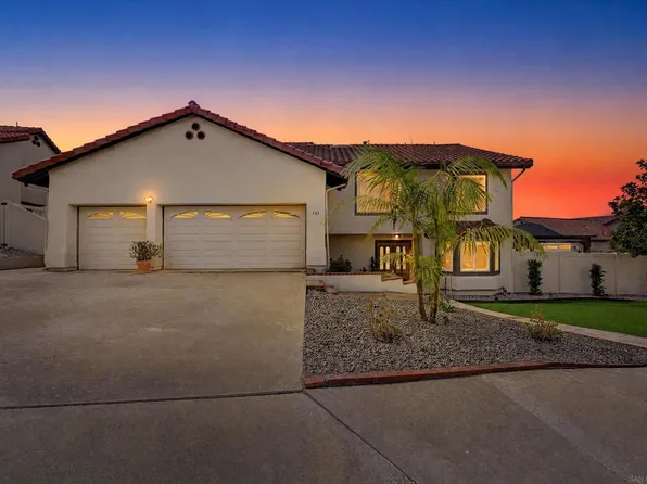 731 Inspiration Ln, Escondido, CA 92025
