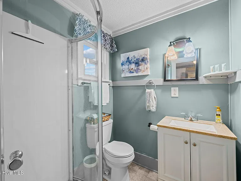 411 George St #4 — Photo 15