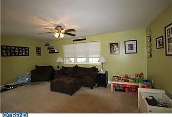 3rd image of 9318 Edmund St