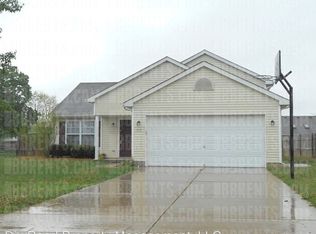 717 Clara Dr, Trenton, OH 45067