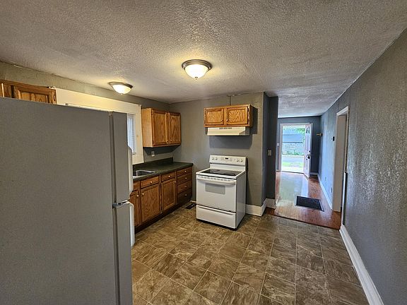 5th image of 107 Guild St