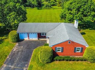 167 Dead Tree Run Rd, Belle Mead, NJ 08502