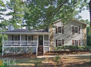 1049 Olde Hinge Way, Snellville, GA 30078