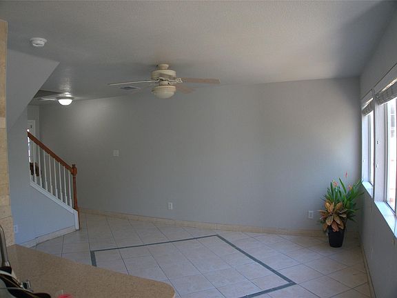 3rd image of 1512 Parkfield Cir