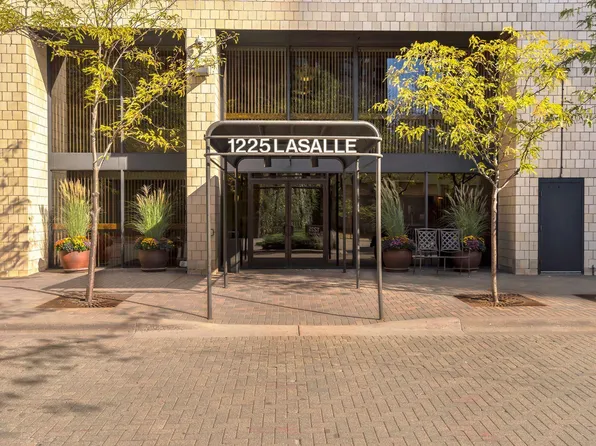 1225 Lasalle Ave APT 2102, Minneapolis, MN 55403