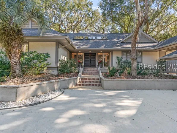 15 Rum Row, Hilton Head Island, SC 29928