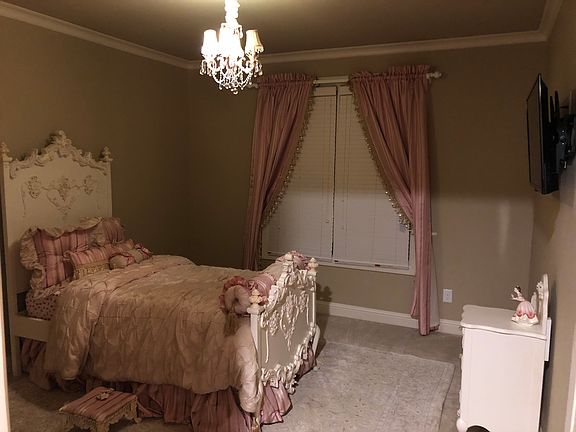 4th image of 5216 Sendero Dr