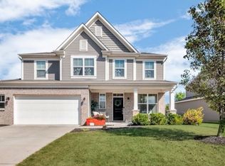 1551 Oakvista Dr, Greenwood, IN