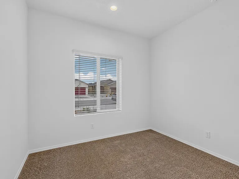 280 Prism Ave SW — Photo 32
