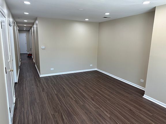 2nd image of 6243 W Montrose Ave APT 1
