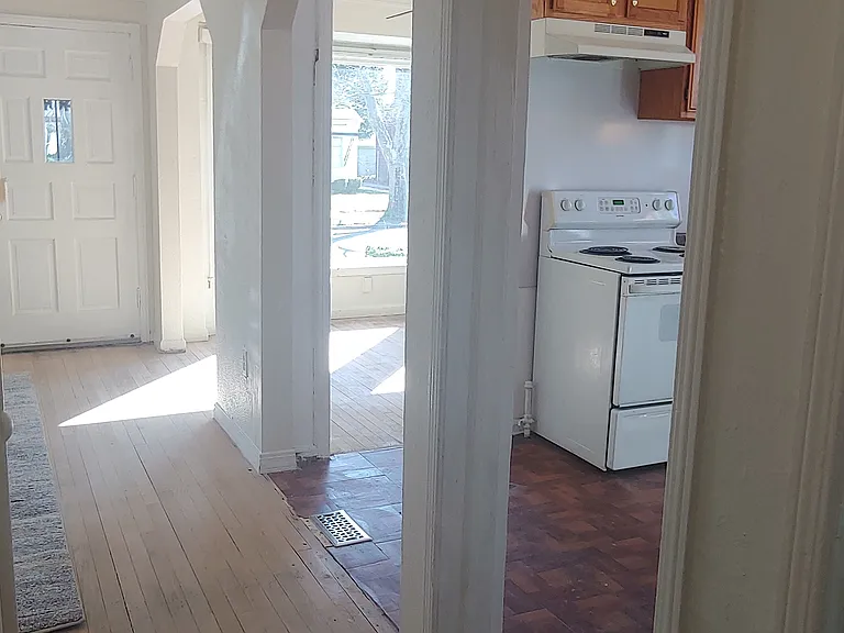 4319 Gray St — Photo 7