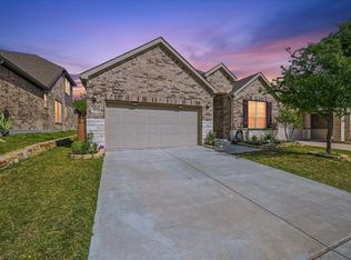 2820 Gillingham Ln, McKinney, TX 75071