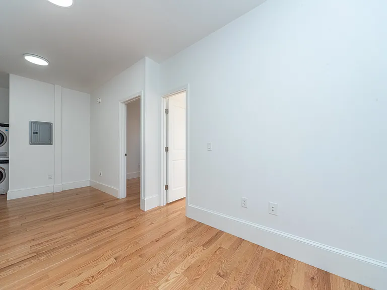 175 Hemenway St #20A — Photo 9