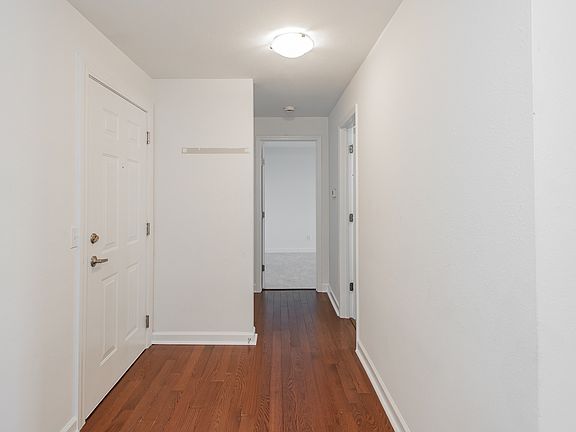 3rd image of 5630 Pershing Ave Unit 42