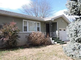 1417 N Dawn Ave, Springfield, MO 65803