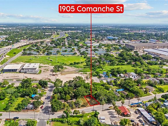 3rd image of 1905 Comanche St