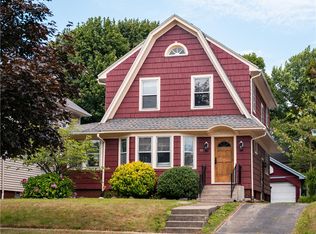 90 Culver Pkwy, Rochester, NY 14609