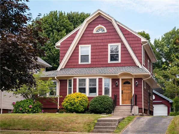 90 Culver Pkwy, Rochester, NY 14609