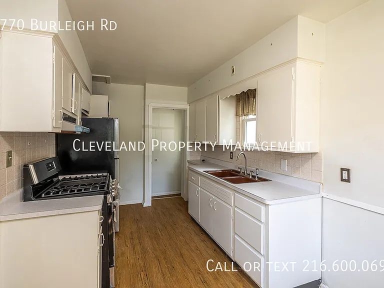 4770 Burleigh Rd — Photo 7