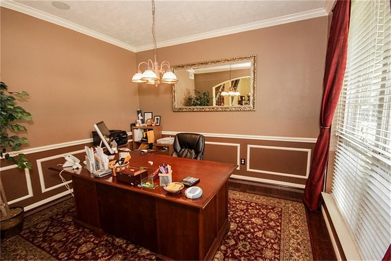 Formal Dining or it can also be used as a study