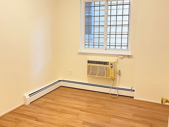 5th image of 32-52 38th St #1R