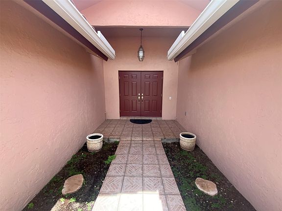 2nd image of 11330 NW 24th Street